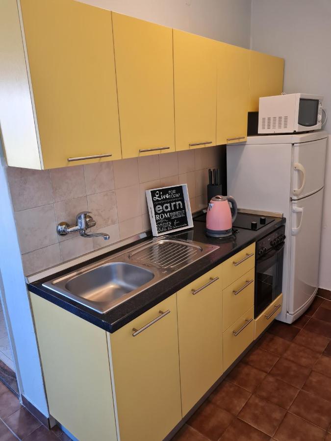 Apartments Dorotea โนวาลยา ภายนอก รูปภาพ