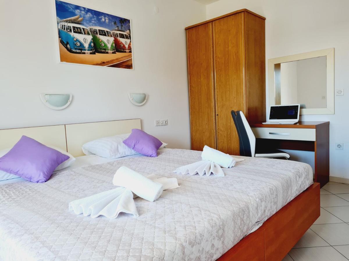 Apartments Dorotea โนวาลยา ภายนอก รูปภาพ